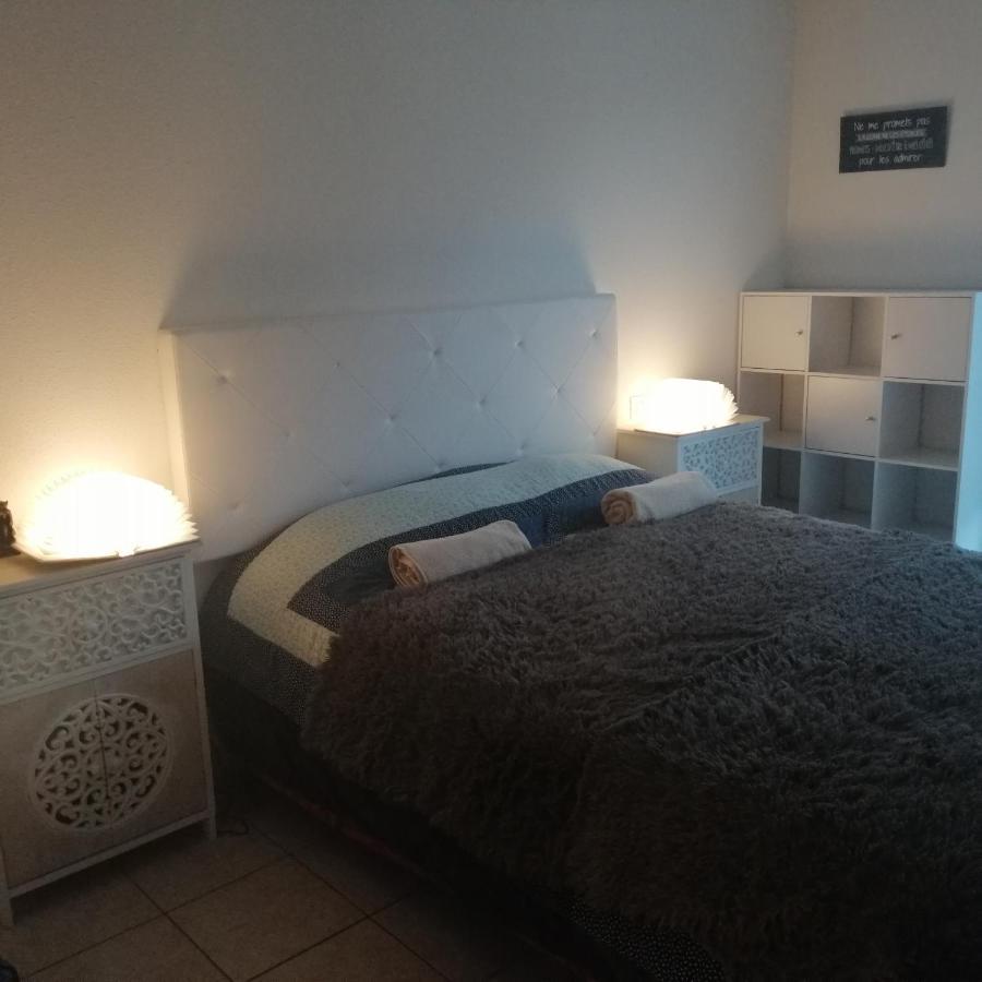 Appartement T2 En Residence Securisee Oloron-Sainte-Marie Esterno foto