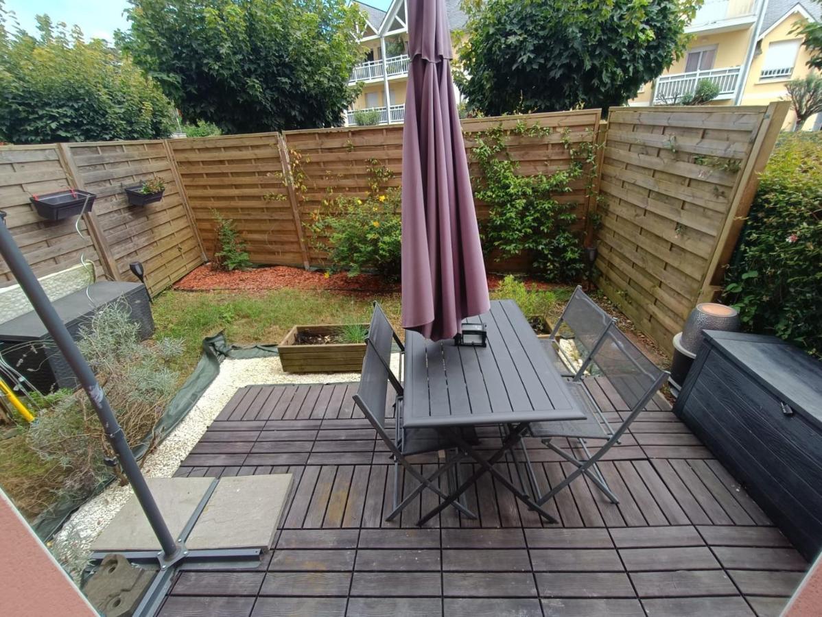 Appartement T2 En Residence Securisee Oloron-Sainte-Marie Esterno foto